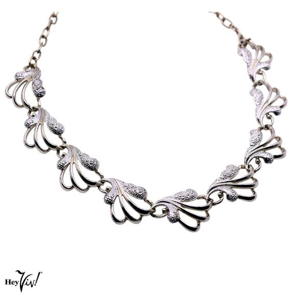 Vintage Sarah Coventry Necklace Signed Two Tone Choker 16 1/2" Long - Hey Viv - Picture 2 of 7